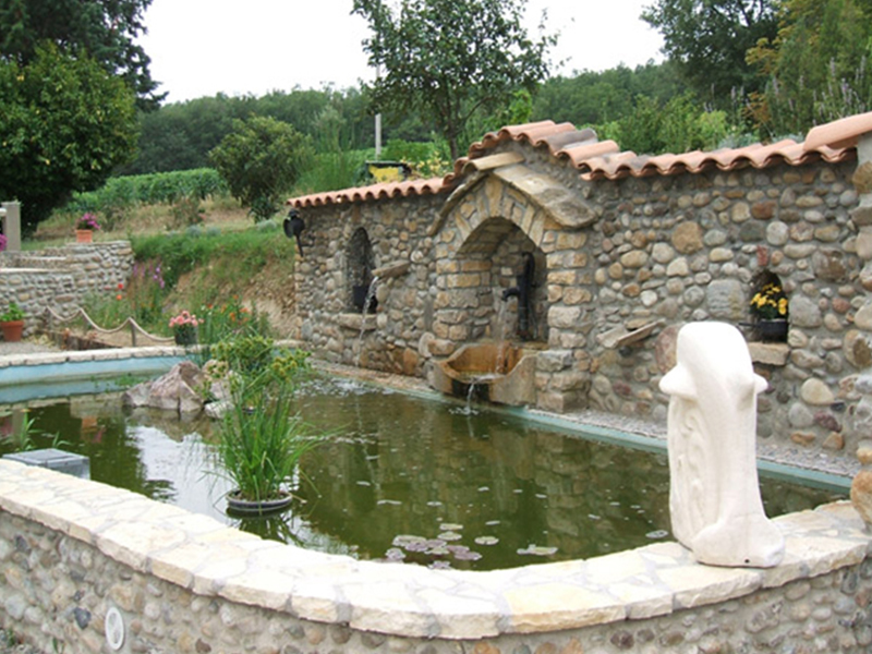   Création des bassins  à Floure dans l'Aude (11)