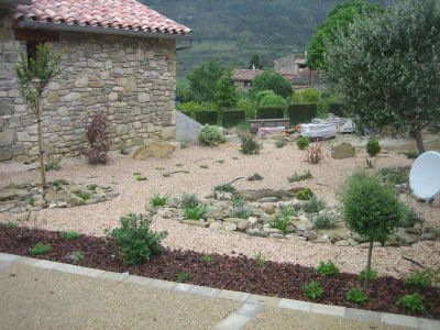 Massif gravier et pouzolanne